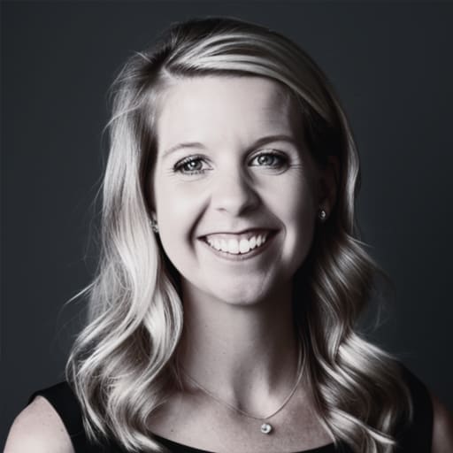 Dani Kimble - Marketing Headshot
